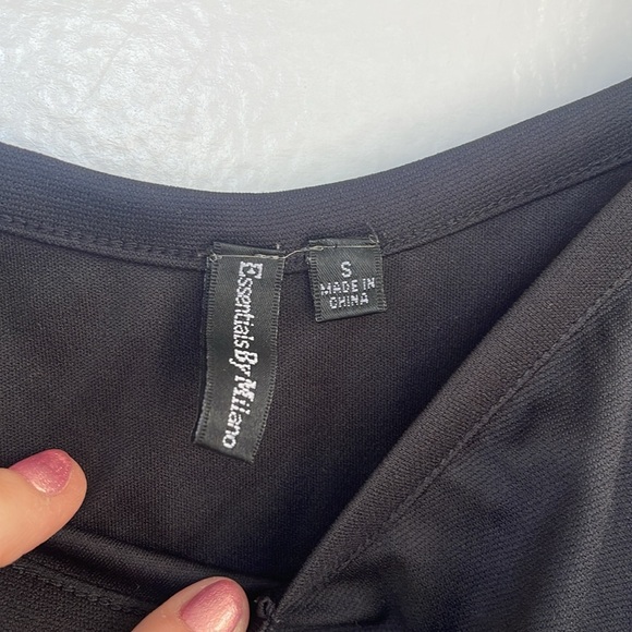 Women’s black tank top with adjustable shoulder straps size small - Picture 6 of 14